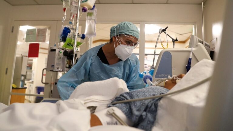 Doctora embarazada batalla contra el Covid-19 en zonas pobres de Los Ángeles