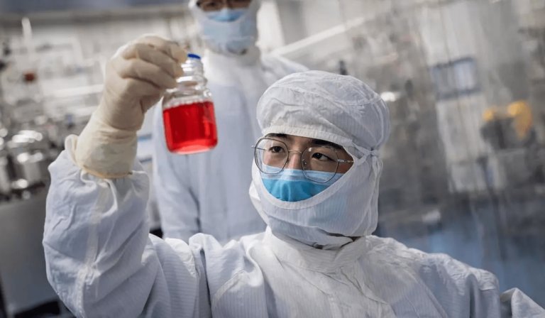 China tendría lista otra vacuna contra el Covid-19 en diciembre, a un precio de 144 dólares