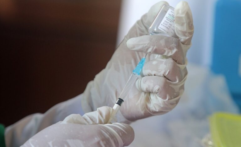 Rusia anuncia el registro de la primera vacuna contra el Covid-19 del mundo