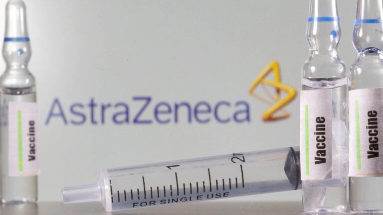 Laboratorio AstraZeneca frena ensayo de su vacuna contra Covid-19 por «fuertes reacciones adversas» en un voluntario