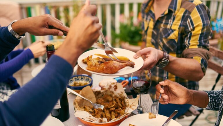 Reglas para celebrar Thanksgiving en tiempos de Covid-19, según CDC