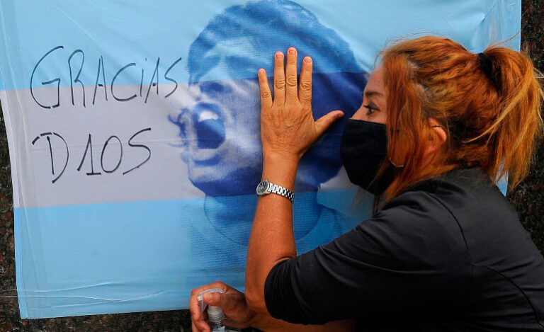 Tres días de duelo nacional por la muerte de Maradona