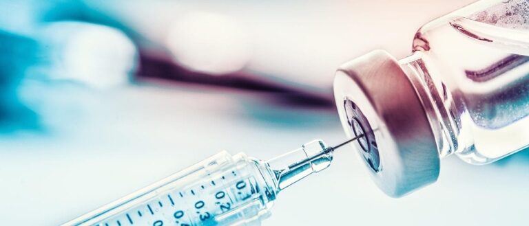 Los hospitales ingleses recibirán las primeras dosis de la vacuna contra el coronavirus a partir del 7 de diciembre