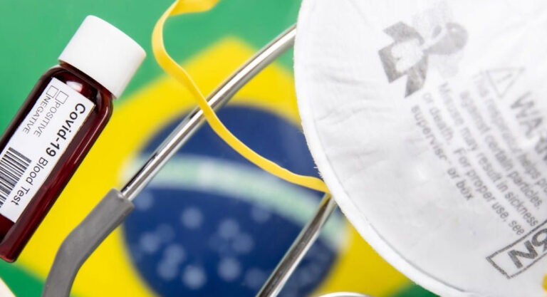Brasil anuncia vacunación contra COVID-19 desde enero