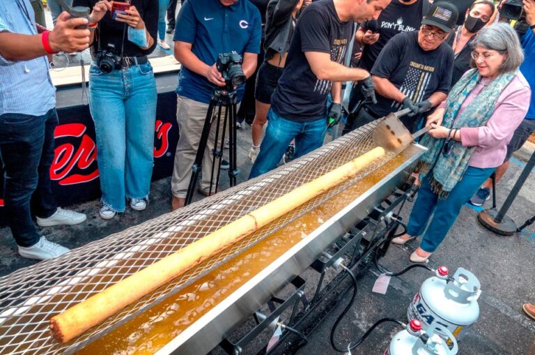 Miami celebra a su “reina de las comidas” con la croqueta más larga del mundo